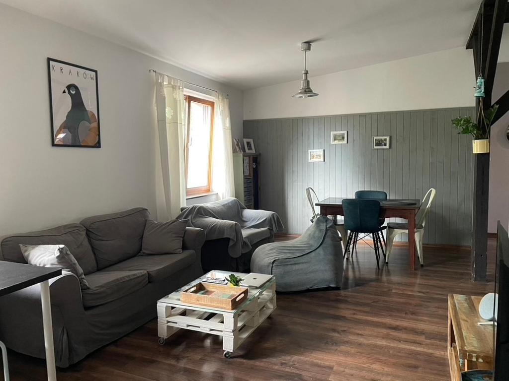 Piekny,Duzy Loft 80 Metrow Blisko Centrum Cracovia Exterior foto
